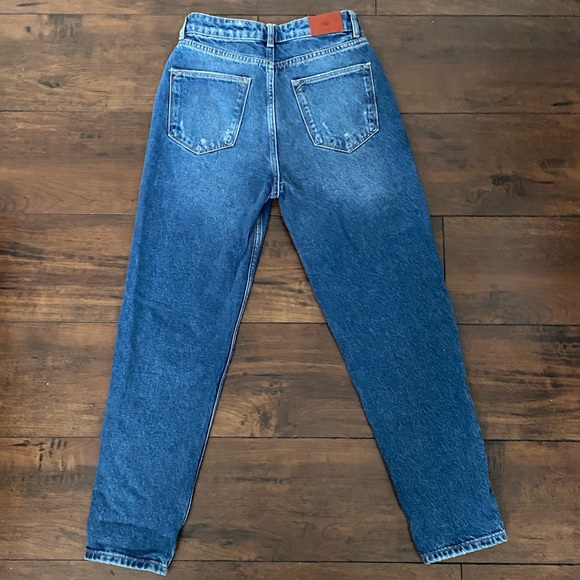 ZARA Dark Wash Mom Jeans - Picture 4 of 6